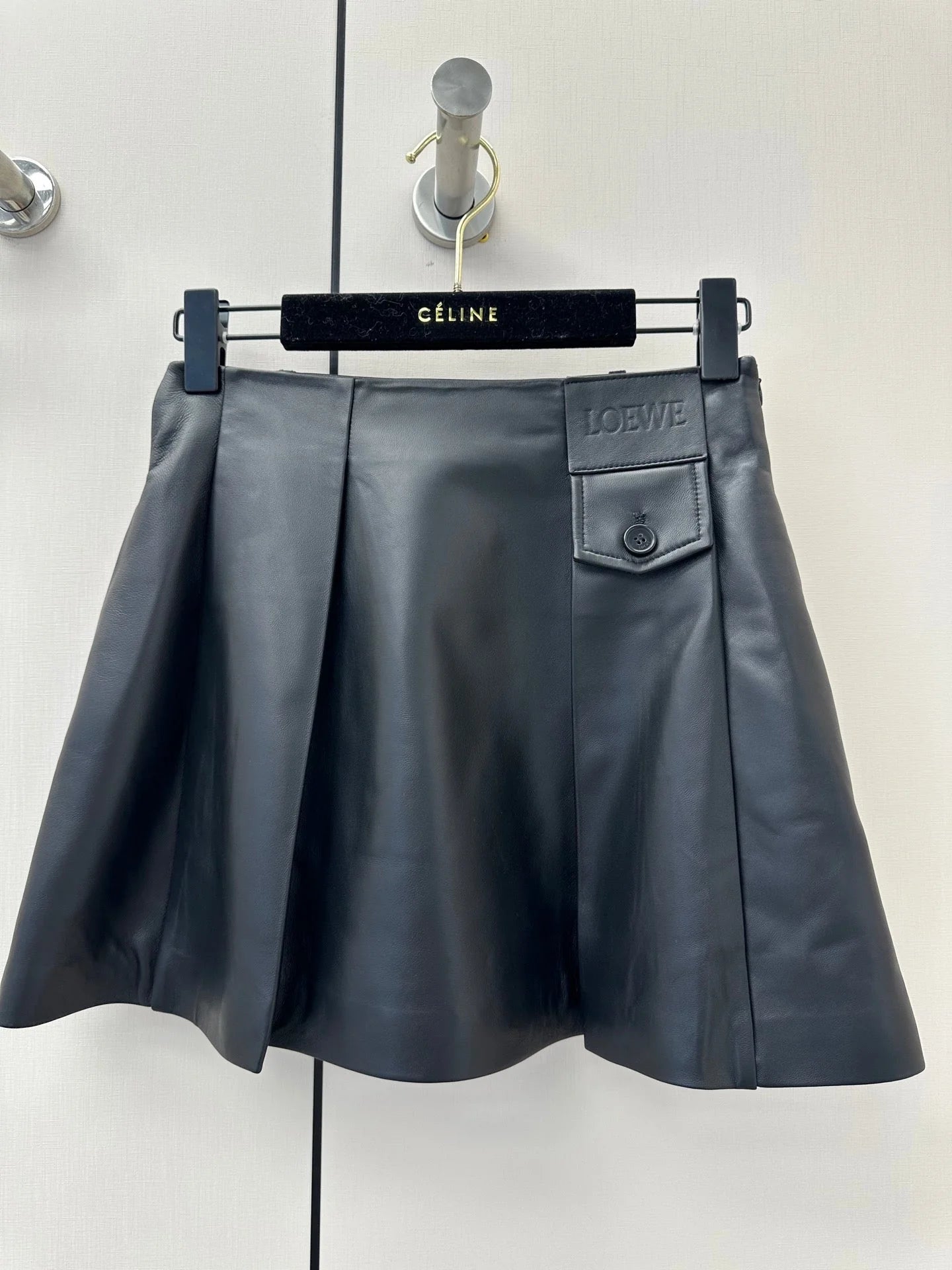 Loew 26s Pocket Pleated Mini Skirt Lambskin 400343