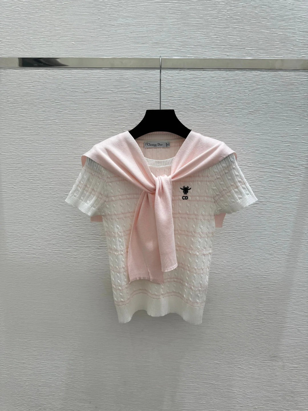 CD 2026 Short-Sleeve Shirt with Scarf Wool 525428