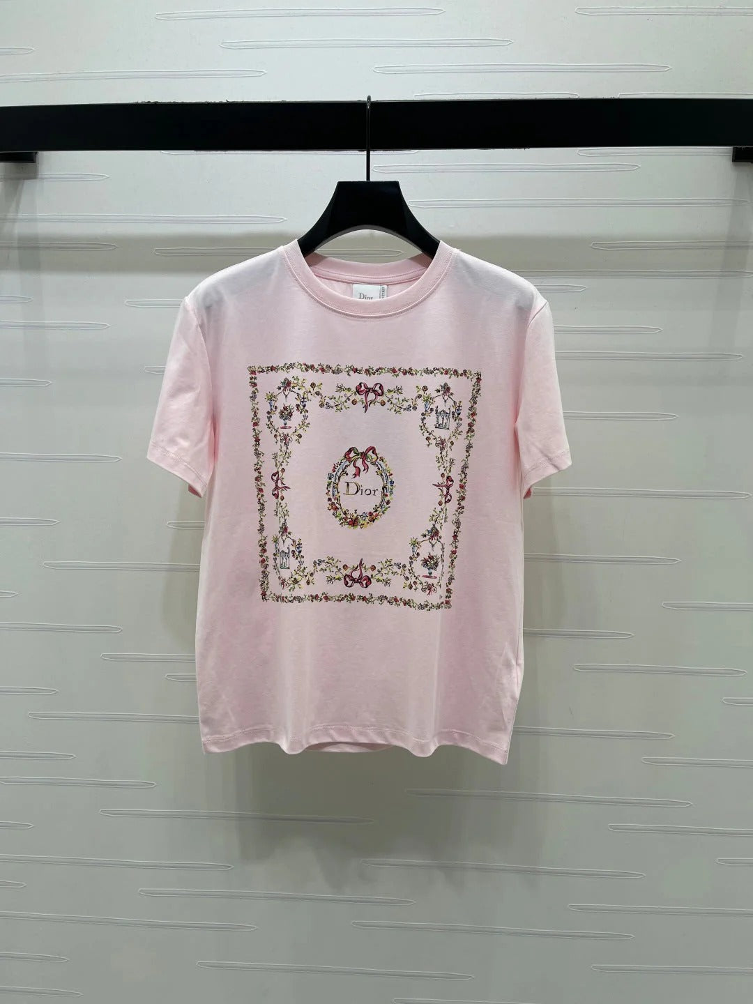 CD 2026 Square Floral Embroidery Short-Sleeve T-Shirt Cotton 385378