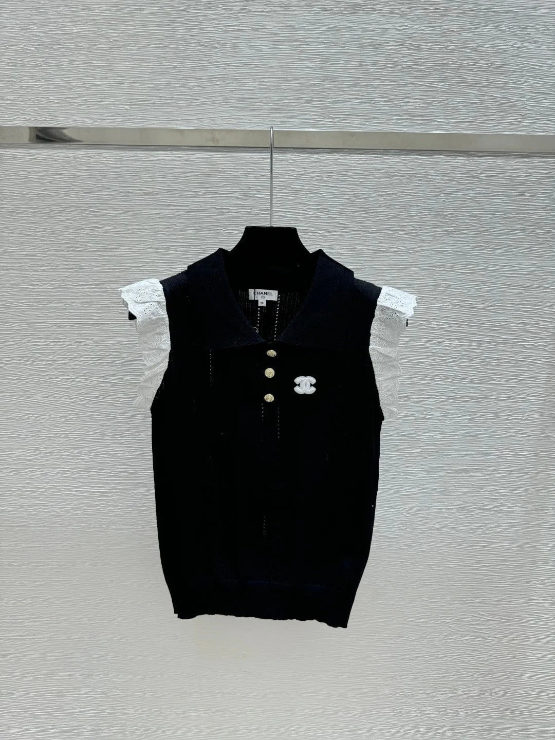 Miu 2026 Collar Knitted Vest Black and White Wool 227566