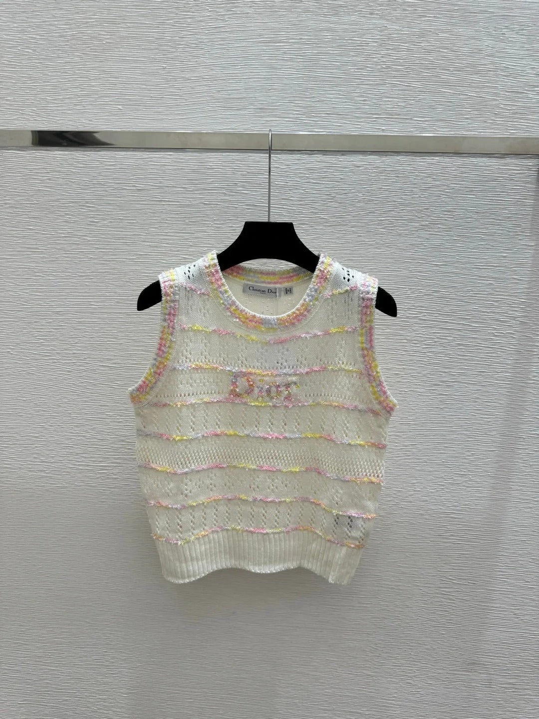 CD 2026 Hollow-Out Crew Neck Knitted Vest Wool 412623