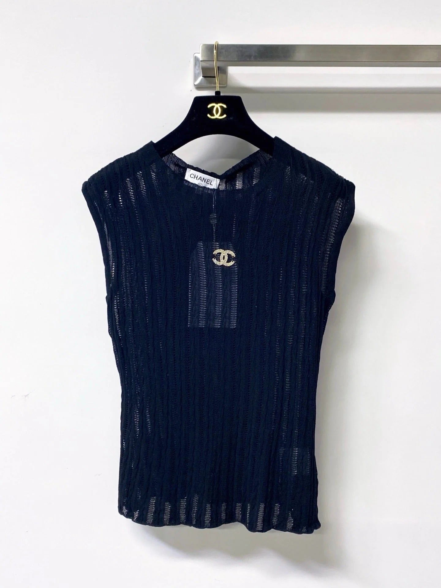 CC 2026 Sleeveless Knit Top CC Logo Tencel 310305