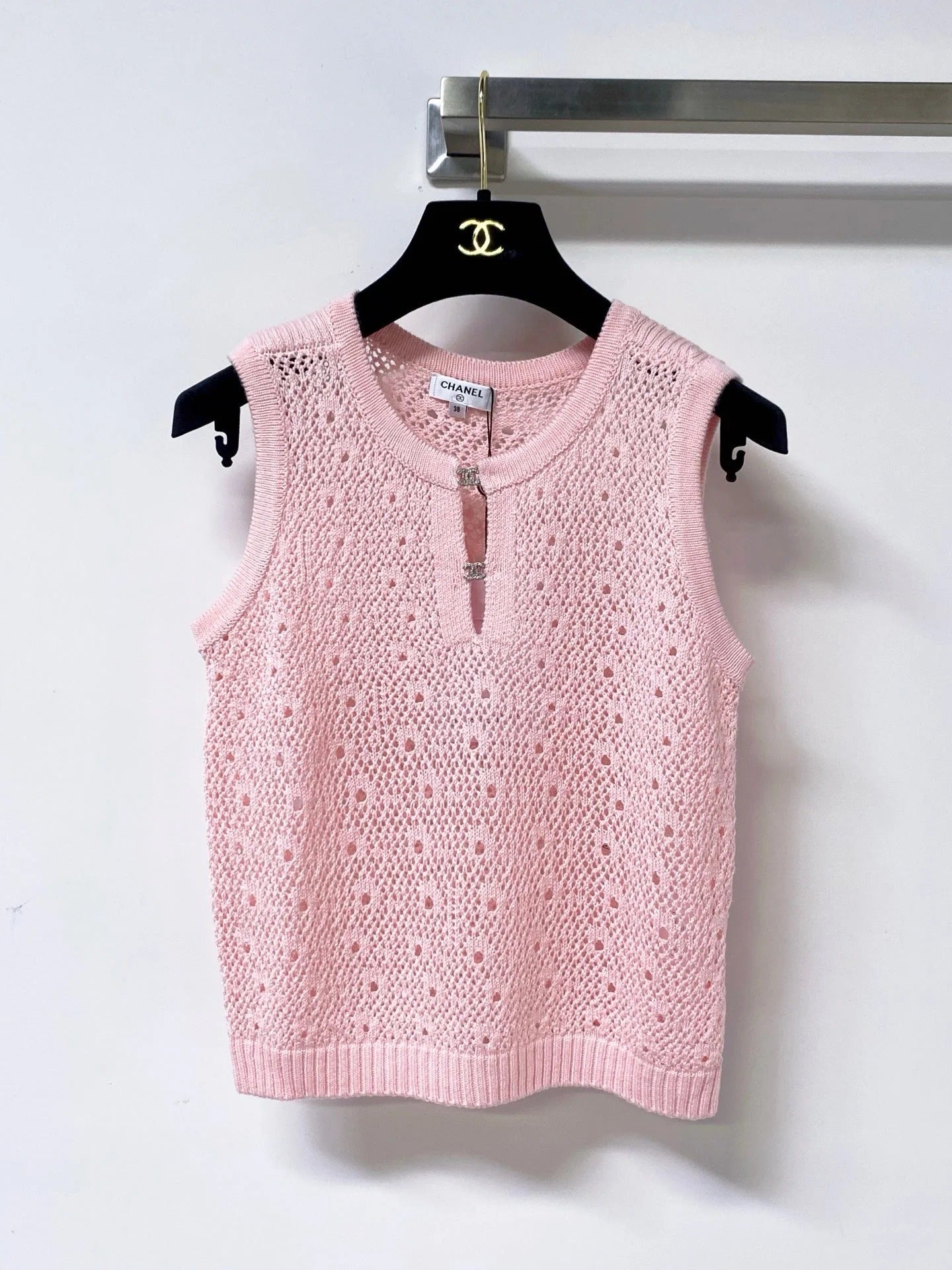 CC 2026 Sleeveless Crochet Knit Vest Logo Buttons 449832