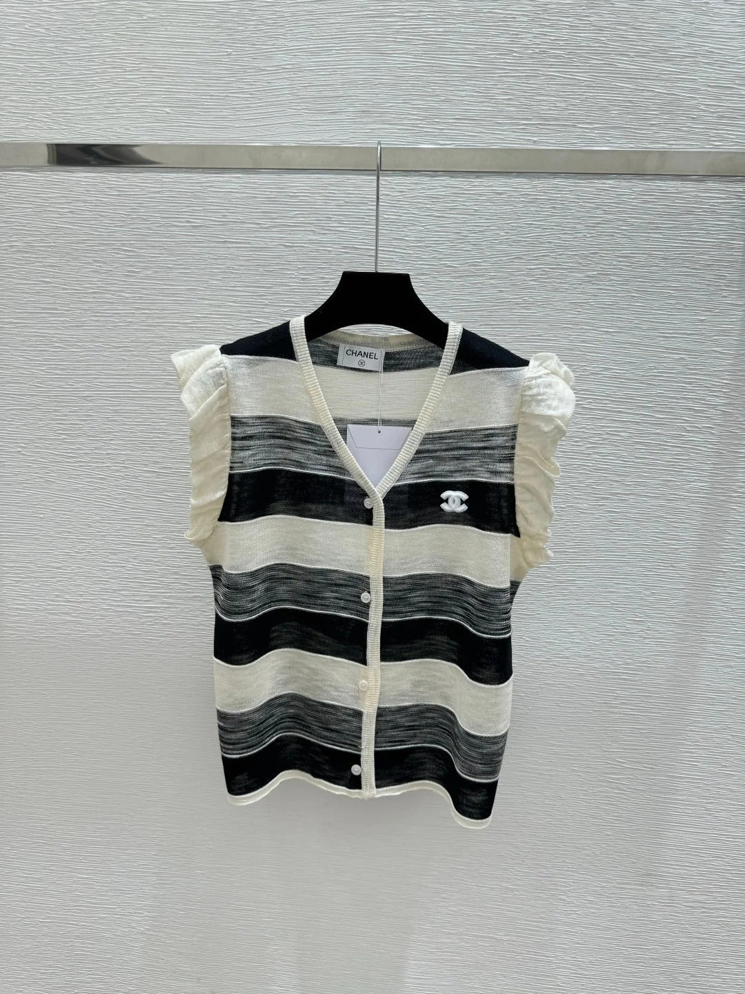 CC 2026 Striped Simple V-Neck Knitted Vest Cardigan Tencel 516056